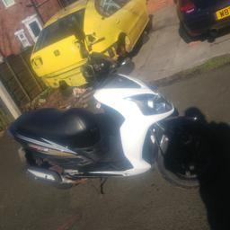 Here for sale is my SYM JET4 125cc moped 
Its a 2011 (61) plate has just over 13k on clock 
Good points 
All works as it should starts stops 
Has new front wheel bearings 
New battery
Minor leak in exhaust has been exhaust paste repaired by someone at somepoint 
Rear Tyre could do with air in it and maybe pair of front pads but never bothered me brakes work mint
Price is firm at £500 without an MOT 
I will get it MOT'd for the right price but price would reflect this as i know these bikes fetch