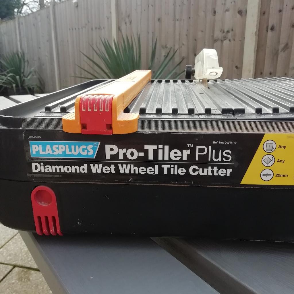 Plasplugs pro deals tiler plus