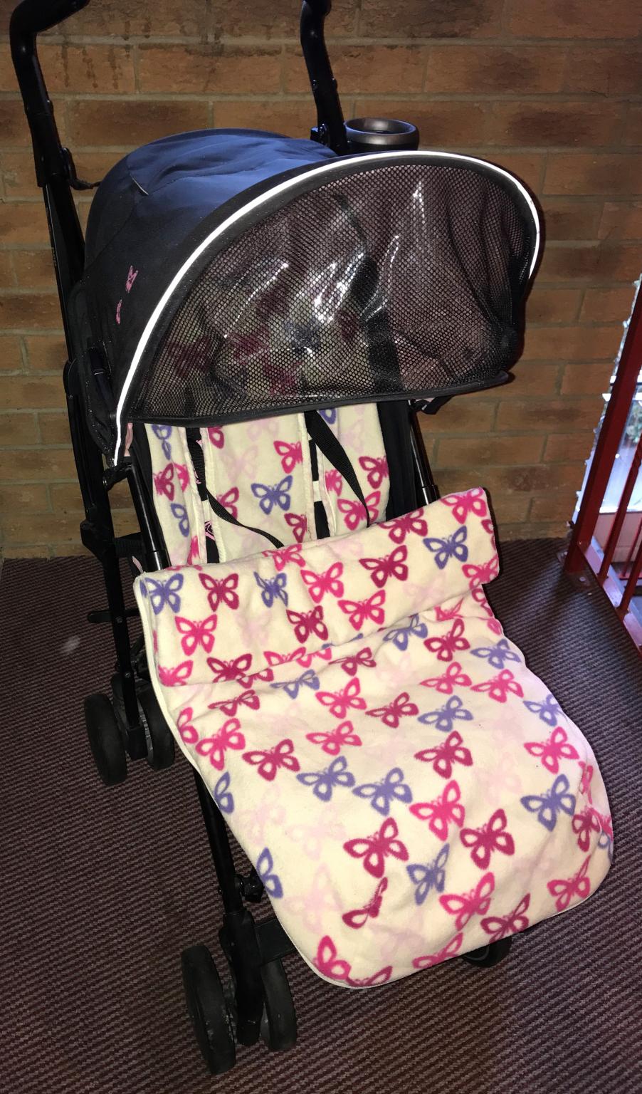 Silver cross pop butterfly with accessories in RM17 Grays für £ 55,00 zum Verkauf Shpock AT