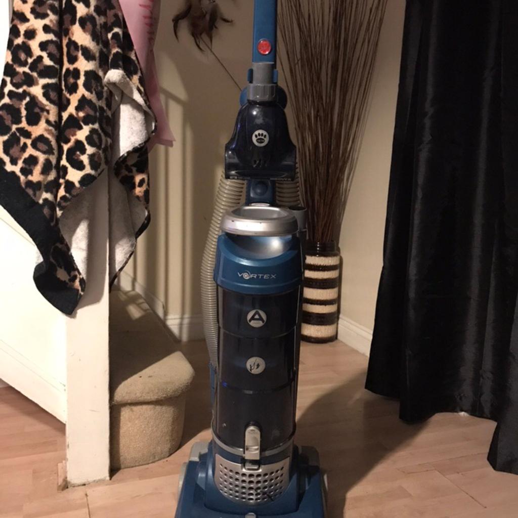 Hoover vortex upright vacuum cleaner in ME14 Maidstone for £40.00 for