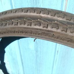Pair of matching tyres
700x38c size
suit hybrid/commuter bike
good condition
plenty of tread