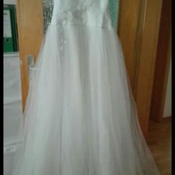 Brautkleid in der Grüße M L für 55Euro Preis ist VHB
