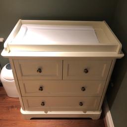 FOR SALE: Mamas & Papas dresser/changer chest of drawers
H 95cm x W 92cm x D 55cm
In great condition, apart from light marks on the edge of the changing table.
Pet and smoke free home.
Pick up in Camden NW1
RRP: £729