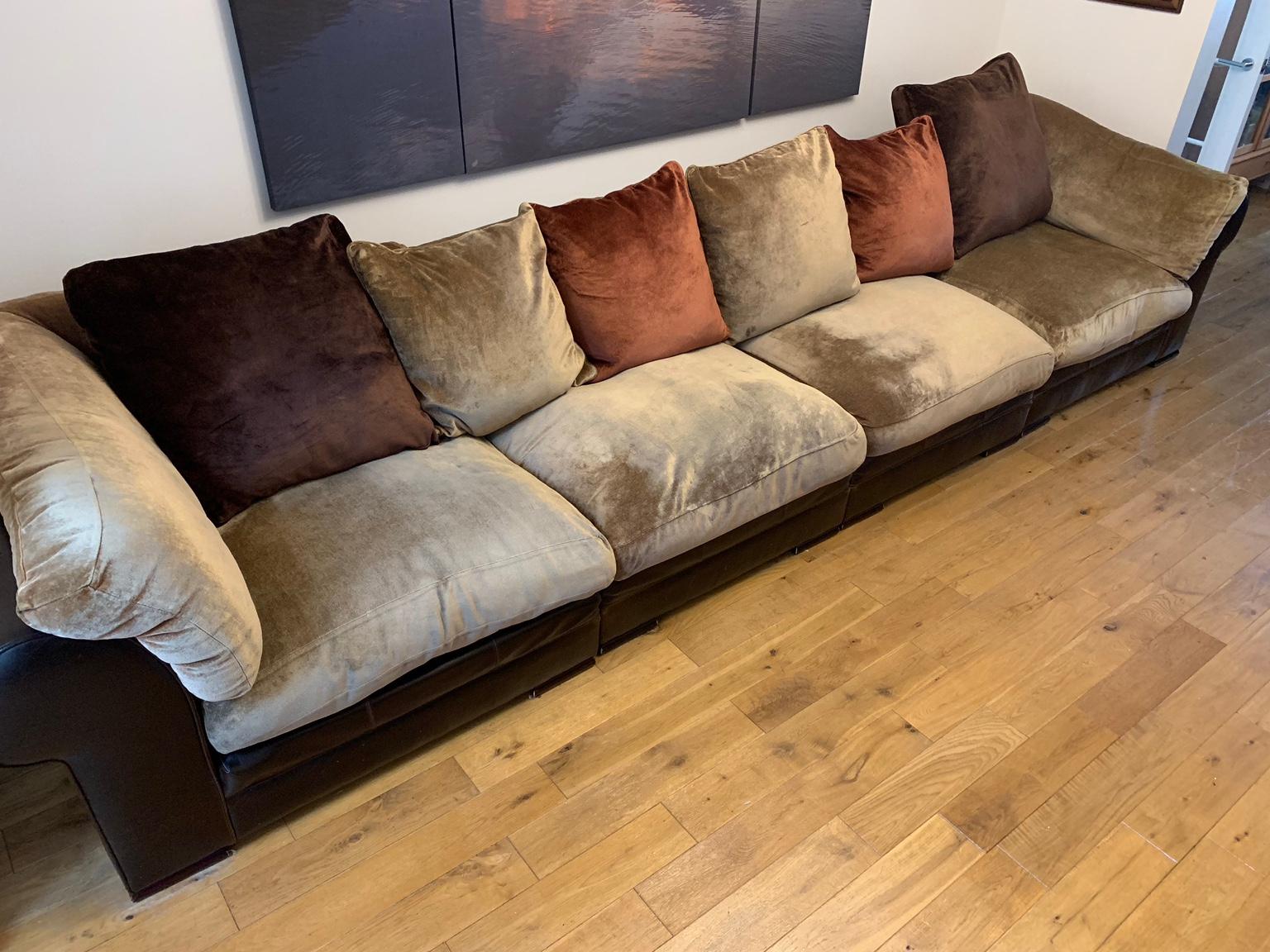 Hemingway sofa deals dfs