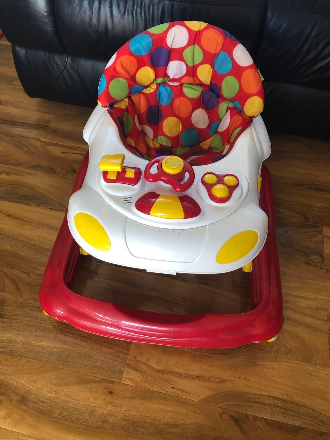 Red kite baby walker in BD15 Bradford für 12,00 £ zum Verkauf Shpock DE