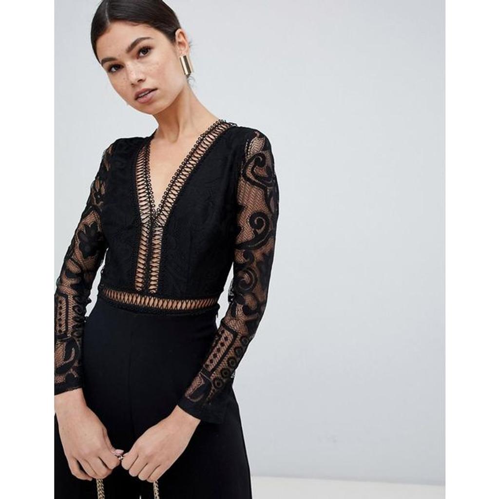 Love triangle lace plunge front body in black in SE10 Greenwich for £25.00  for sale