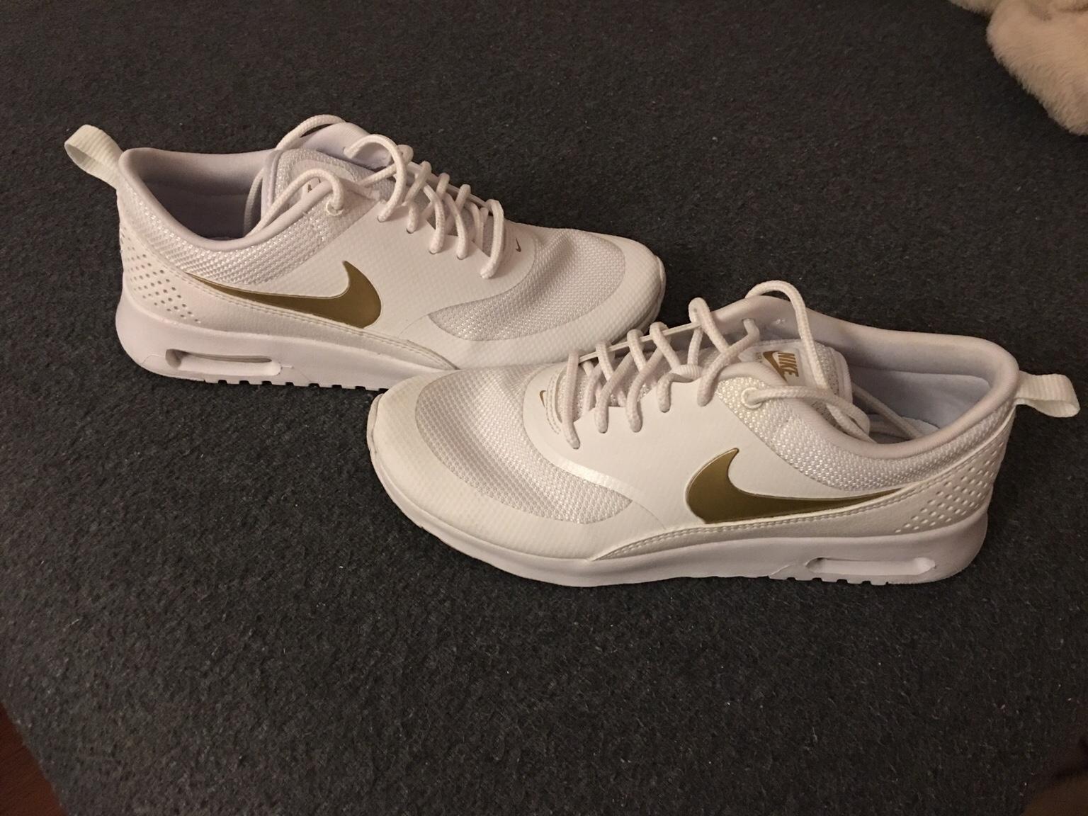 Nike Air Thea weiß/gold, Gr. 38, wie neu! in 30171 Hannover 65,00 zum | Shpock DE