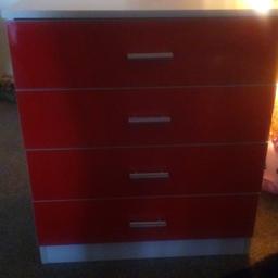 4 drawers
Height 27 inches
Depth 16 inches
Length 24 inches
Collection only Hythe Road 
£15 ono