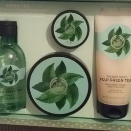 Unwanted gift box. New value £20. Fuji Green Tea Premium Selection. 
Includes SHOWER GEL, BODY LOTION, BODY BUTTER, BODY SCRUB.
Make perfect Mother's Day gift.