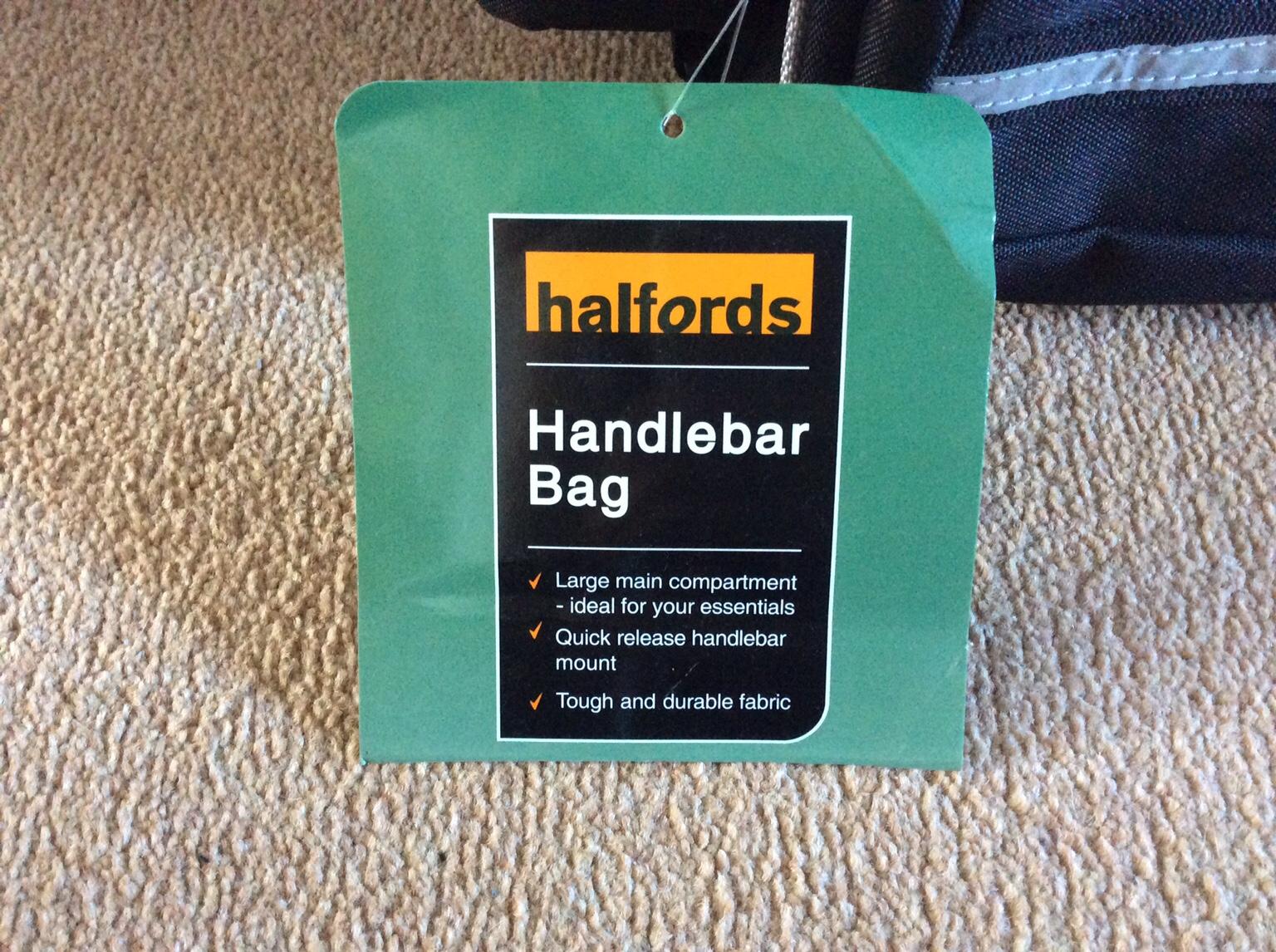 New Halfords Handlebar Bag in MK4 End for £6.00 for sale Shpock