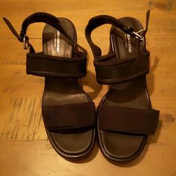 Black Vagabong wedge sandals
Nearly new worn twice