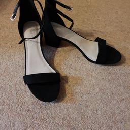 Size 8 Primark Wide fit Low heel black sandals 
Size 7 Newlook low heel brown sandals 
Size 8 platform black boots 
£4 each

The sandals have never been worn outside.
Pick up Deal.
