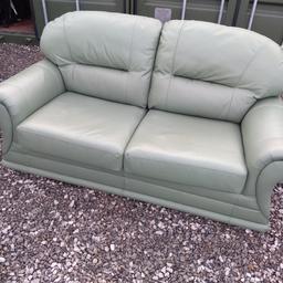 I HAVE FOR SALE 2-SEATER GREEN LEATHER SOFA IN VERY GOOD CONDITION. SOFA IS ONLY 1 YEAR OLD AND HAS BEEN WELL LOOKED AFTER. COMING FROM PETS AND SMOKE FREE HOME. COLLECTION FROM NORTHALLERTON OR CAN DELIVER FOR FUEL COST