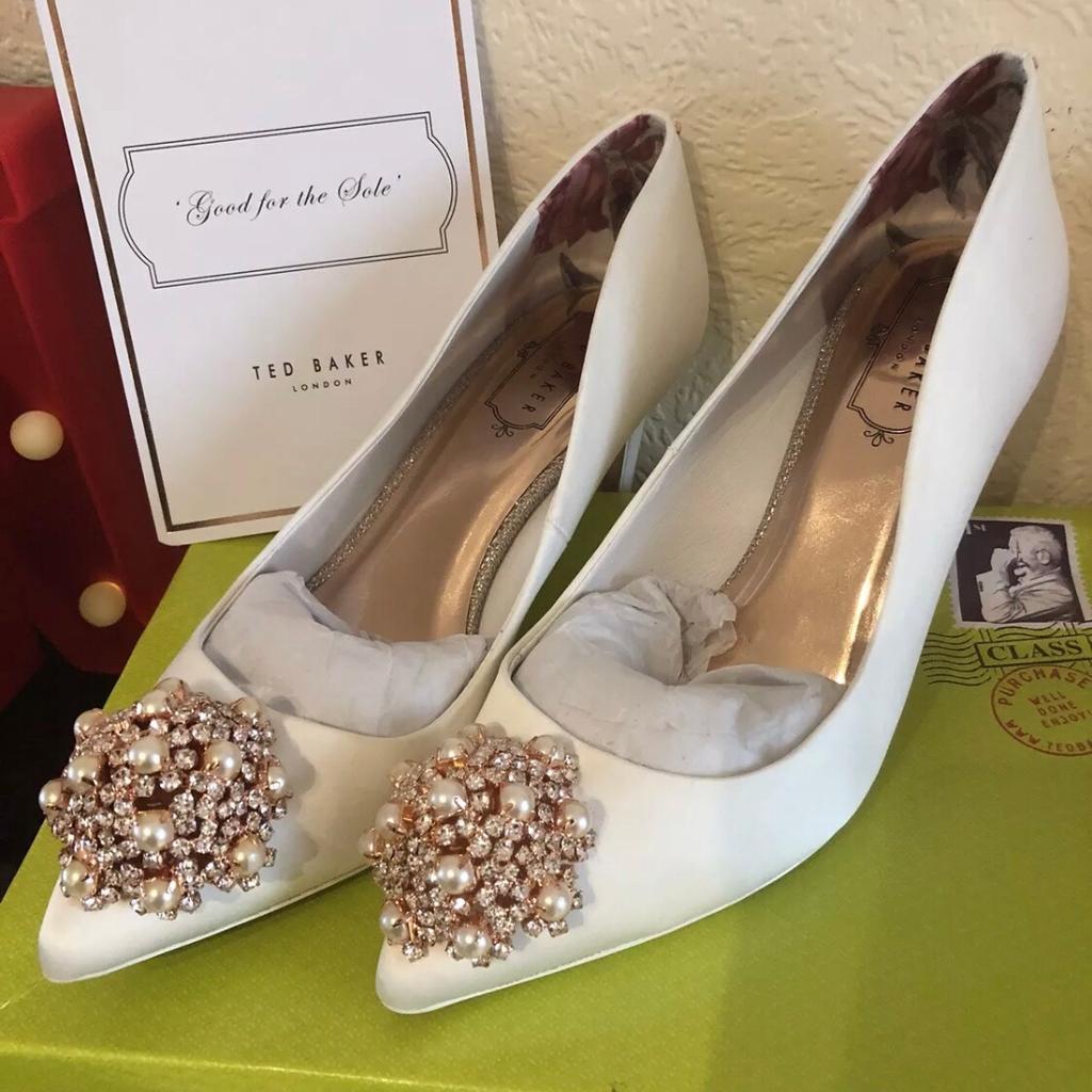 Ted baker dahrlin hot sale ivory