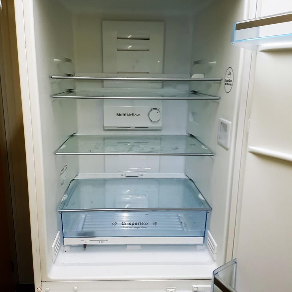 Bosch Exxcel A+ Frost Free Fridge Freezer in TW8 London for £95.00 for