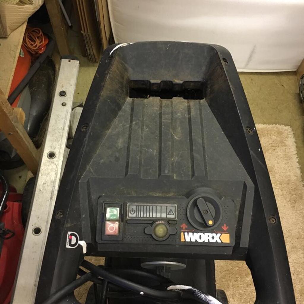 Garden Shredder Worx WG401E 2500w in Linford for 50.00 for sale