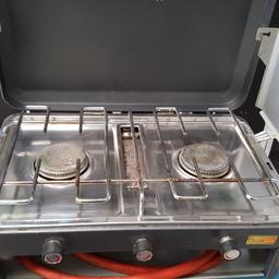 2 burner hob and grill camping stove  in clean condition  .with nearly full bottle of gas .