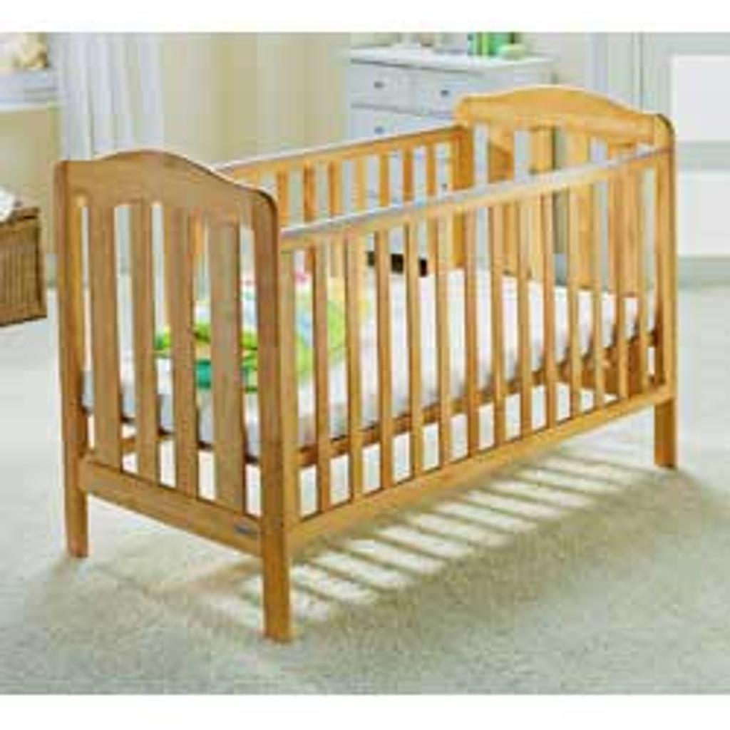 Eloise hotsell cot bed