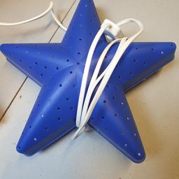 2 blue lamps in a star shape,ideal for a kids bedroom.bulb is hidden in the middle so it shines through the holes in the star.