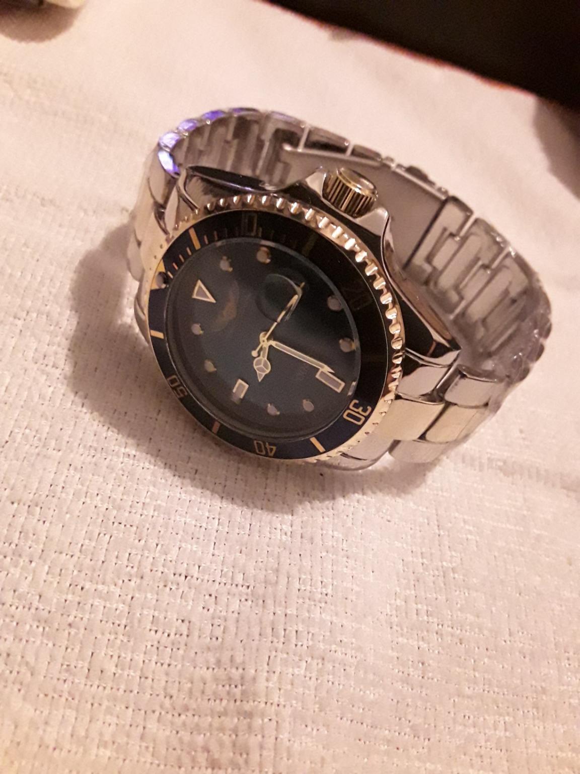 Torenzo giovanni submariner styled watch in HA4 Harrow for £10.00 for