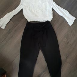 Age 5-6  Beautiful girls outfit from River island with beautiful embroidery and sequin design Excellent used condition only worn 3 times 
from smoke free pet free home