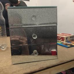 Glitter mirror jewellery box with draws that open