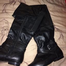 Size 6 boots never worn only tried on