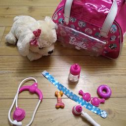 barbie vet dog set 
good condition daughter was never interested 
https://youtu.be/kmROrXPDmeA
link to what it does
collection benfleet