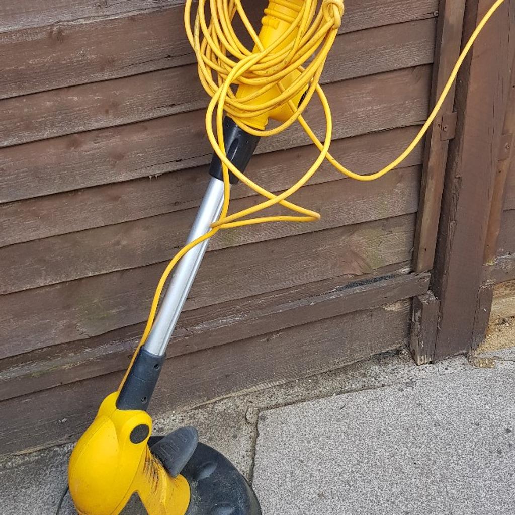 Jcb electric strimmer hotsell