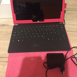 Verkaufe ein Surface 2 Tablet mit Tastatur und Kabel mit Windows 10 installiert. Entweder abholen in Marnheim oder Versand innerhalb Deutschland für 6,90 Euro