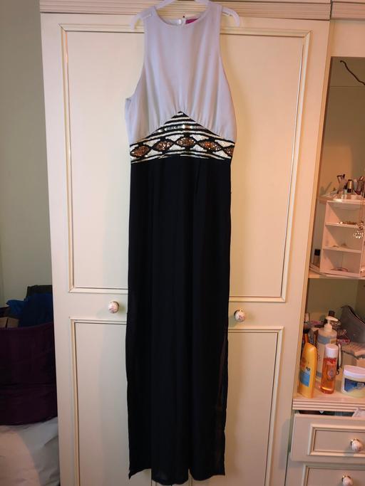 Buy & Sell West Midlands - Photos for White and black maxi dress