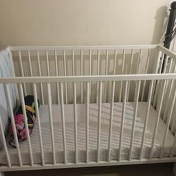 White wooden baby cot in very good condition. Can be sold with mattress for an additional cost of £10. Need it go ASAP.
Collection only from E16.