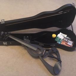 Dark Blue Electric Violin, in great condition , comes with a chromatic tuner & 2 sets of strings, total worth £170