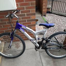 I'm  selling  a  males mountain bike in good werking order and good condition  it  has  21 gears   wheel size 26 inch frame  18 inch wanting  15 pounds no  offers   pickup only   darnal Sheffield  s9