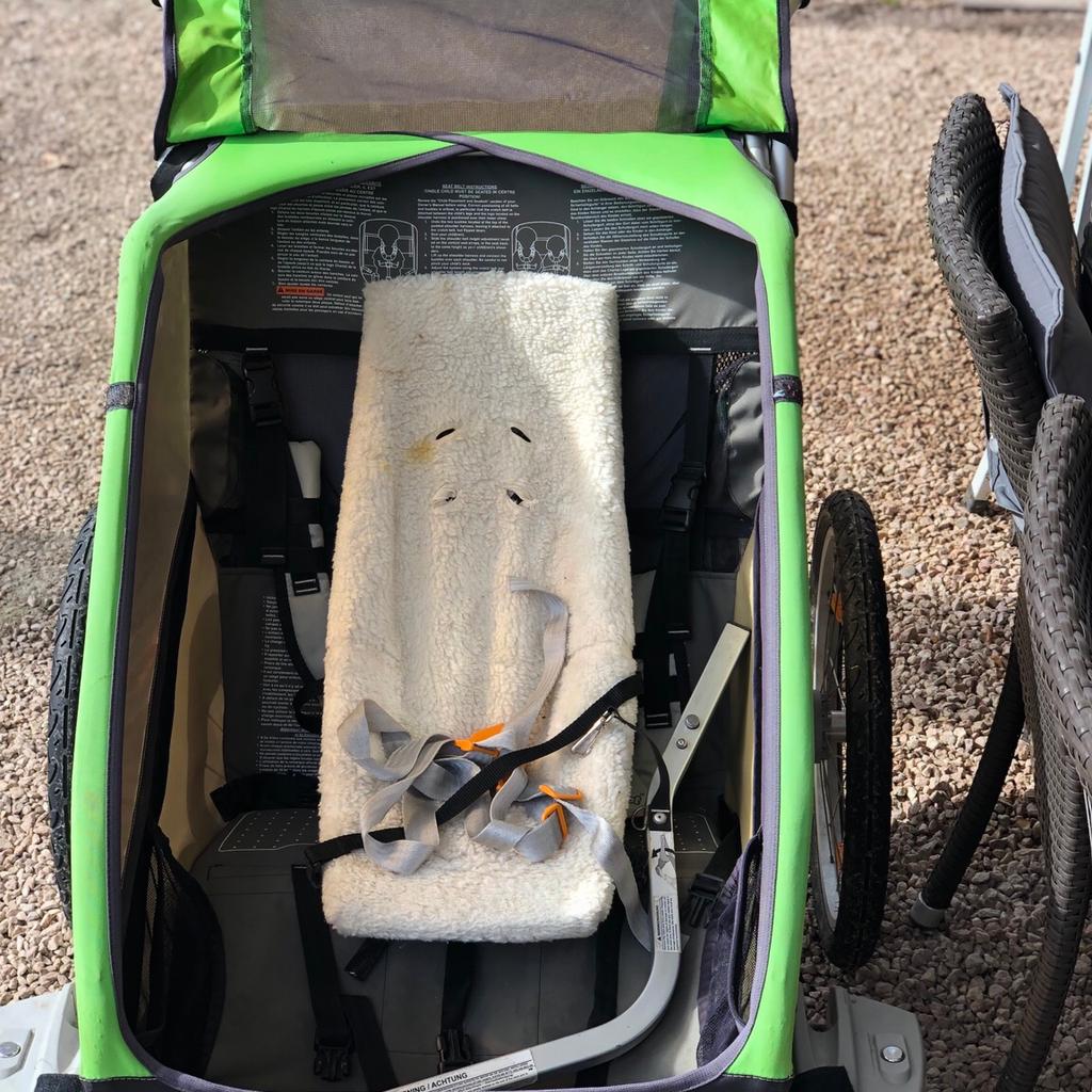 Thule chariot cheap cheetah 2 babysitz