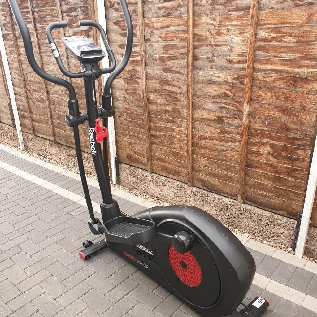 Reebok one discount gx50 cross trainer