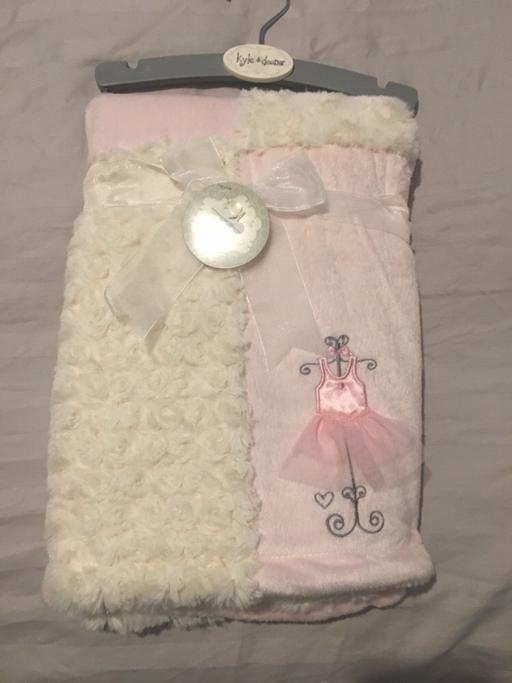 Buy & Sell Southfields Business Park Basildon - Photos for Baby blanket