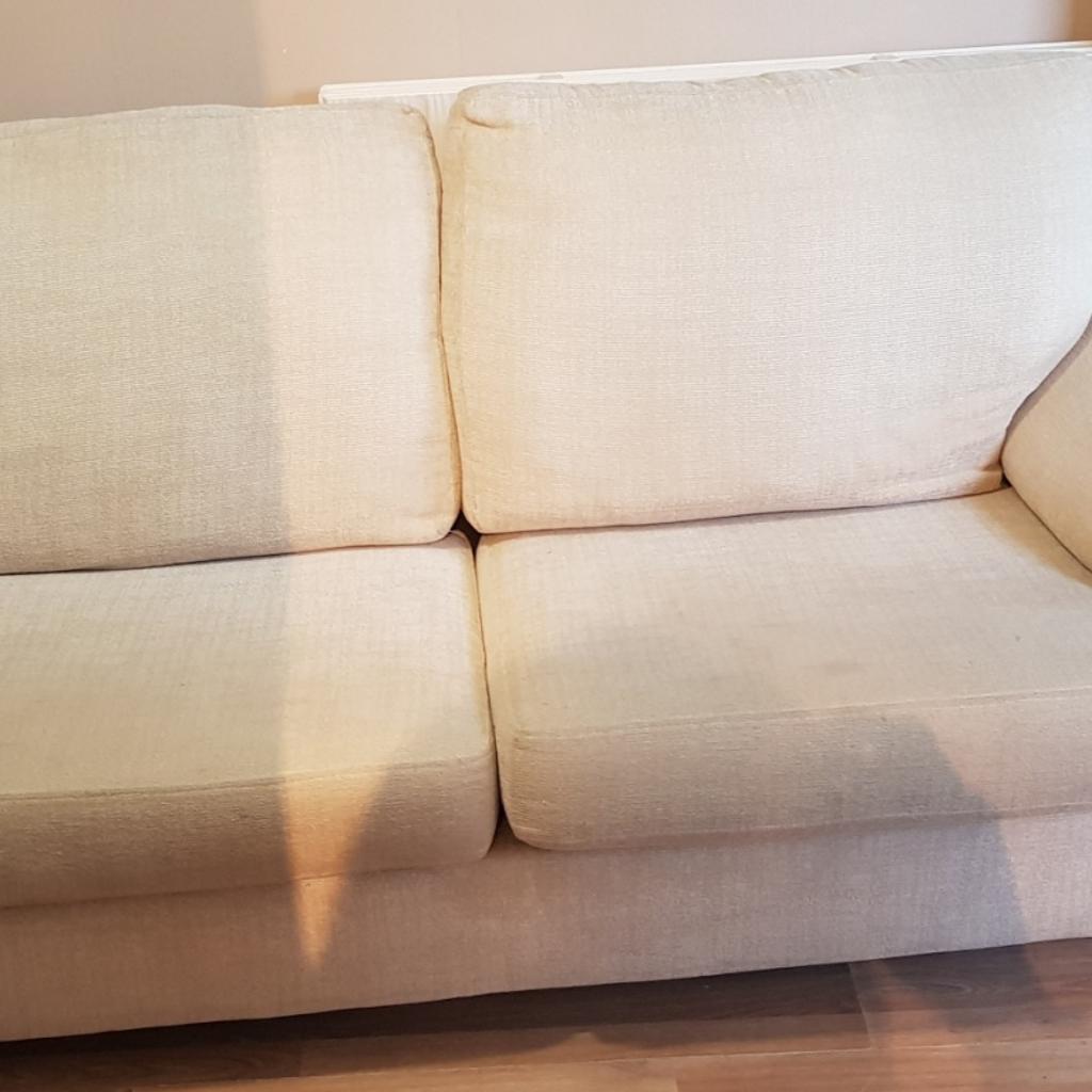 Free!!!!!DFS 3 seater 2 seater sofas in CH46 Wirral für gratis zum Verkauf Shpock DE