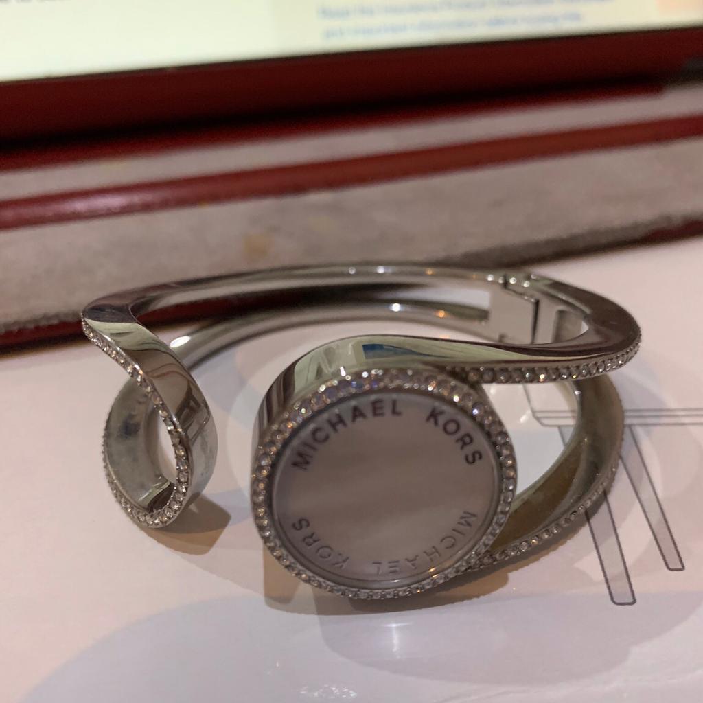 Michael kors access thompson deals