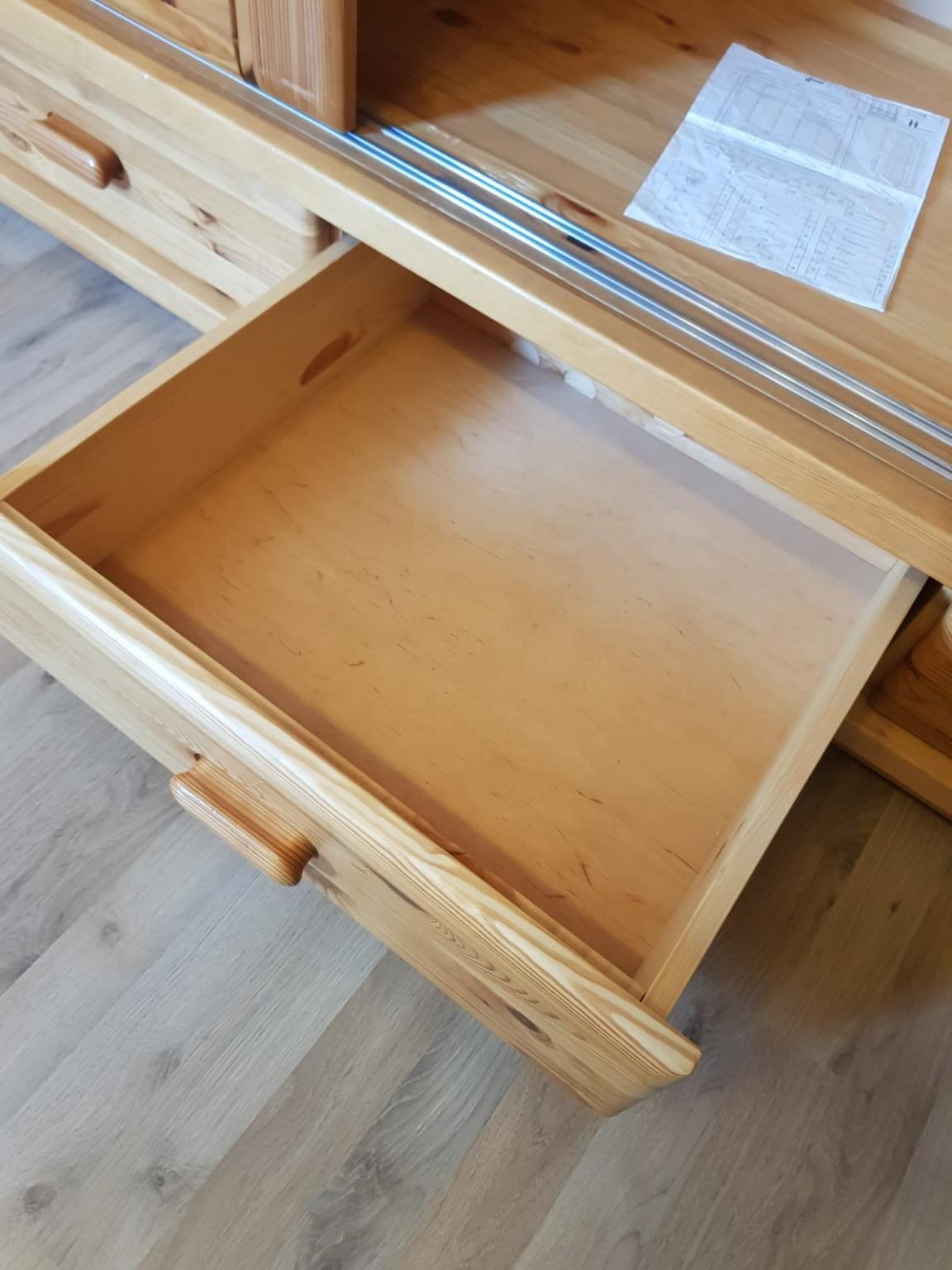 kleiderschrank-voll-massiv-mit-schiebet-ren-in-50259-pulheim-f-r-180-00