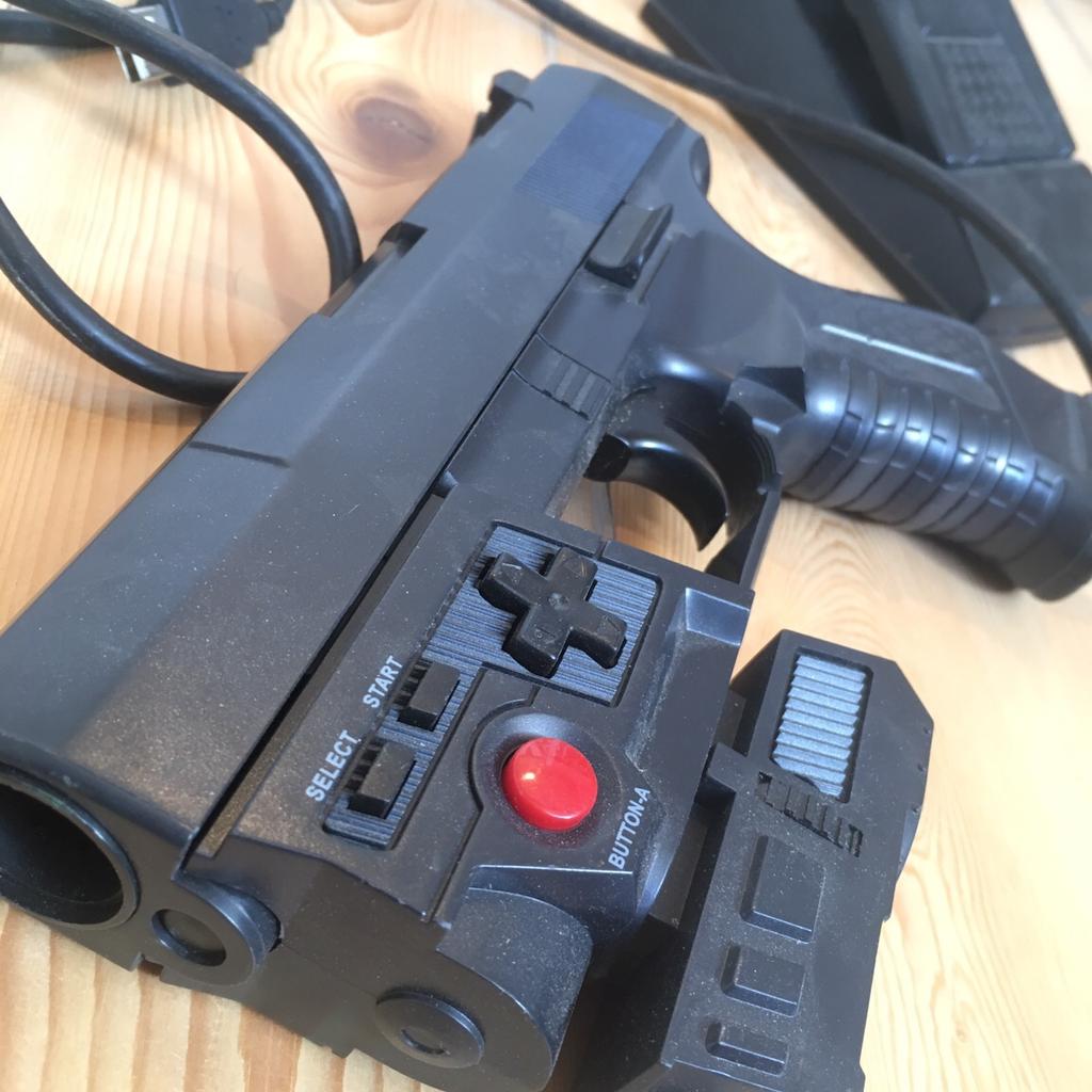 Logic 3 PS2 light gun controller and Game in LS6 Leeds für £ 12,50 zum ...