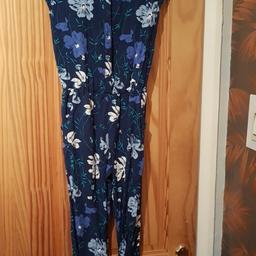 hardly worn Jumpsuit from gap
smoke free home 
collection Barnehurst