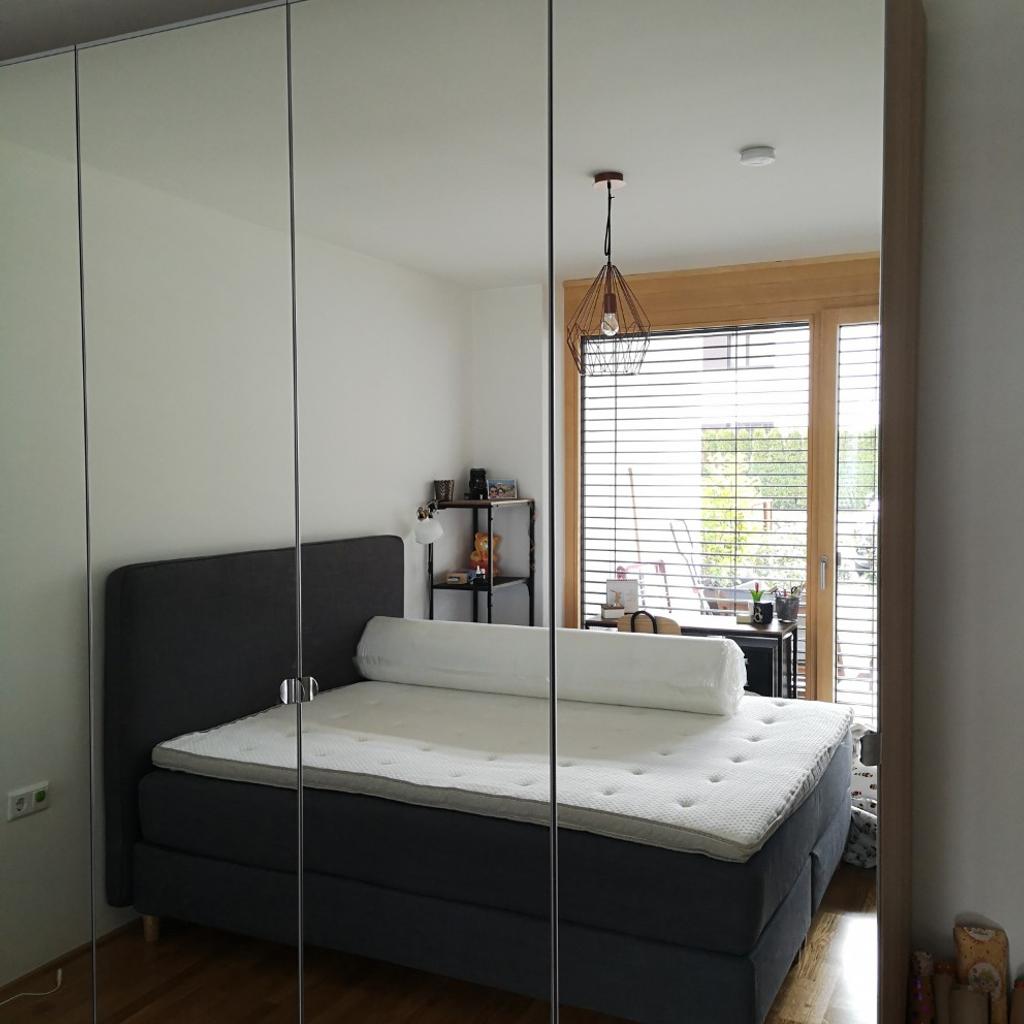 Ikea PAX Kleiderschrank + Spiegeltür VIKEDAL in 6700 Bludenz für 75,00 € zum Verkauf