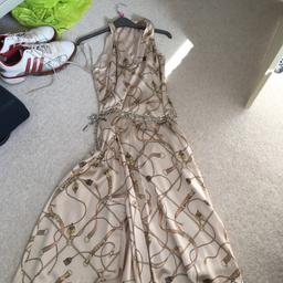 Stunning Karen Millen dress size 10
100% silk
Immaculate condition