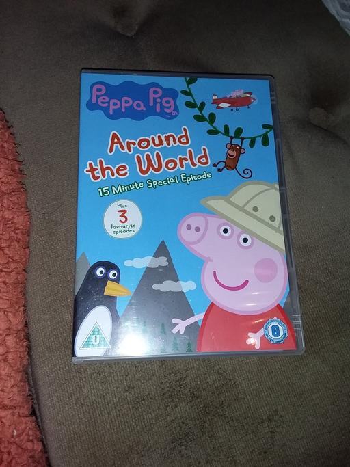 Buy & Sell Swansea - Wales Brynhyfryd - Swansea - Photos for PEPPA PIG BUNDLE FOR SALE.