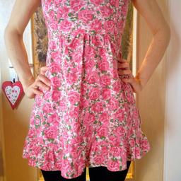 Blutsgeschwister Kleid Rosen rosa Tunika XS

Fällt wie S / 36 aus, sehr süßes Sommerkleidchen! 
Hinten gerafft, vorne toller Ausschnitt! 