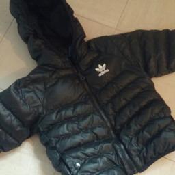 worn in perfect condition 
9-12m