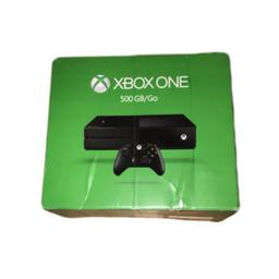Säljer mitt Xbox one då jag inte spelar något mer inget fel på det. 2 kontroller medföljer och en box och en sladd till mitt Xbox. Tveka inte om du ät intresserad