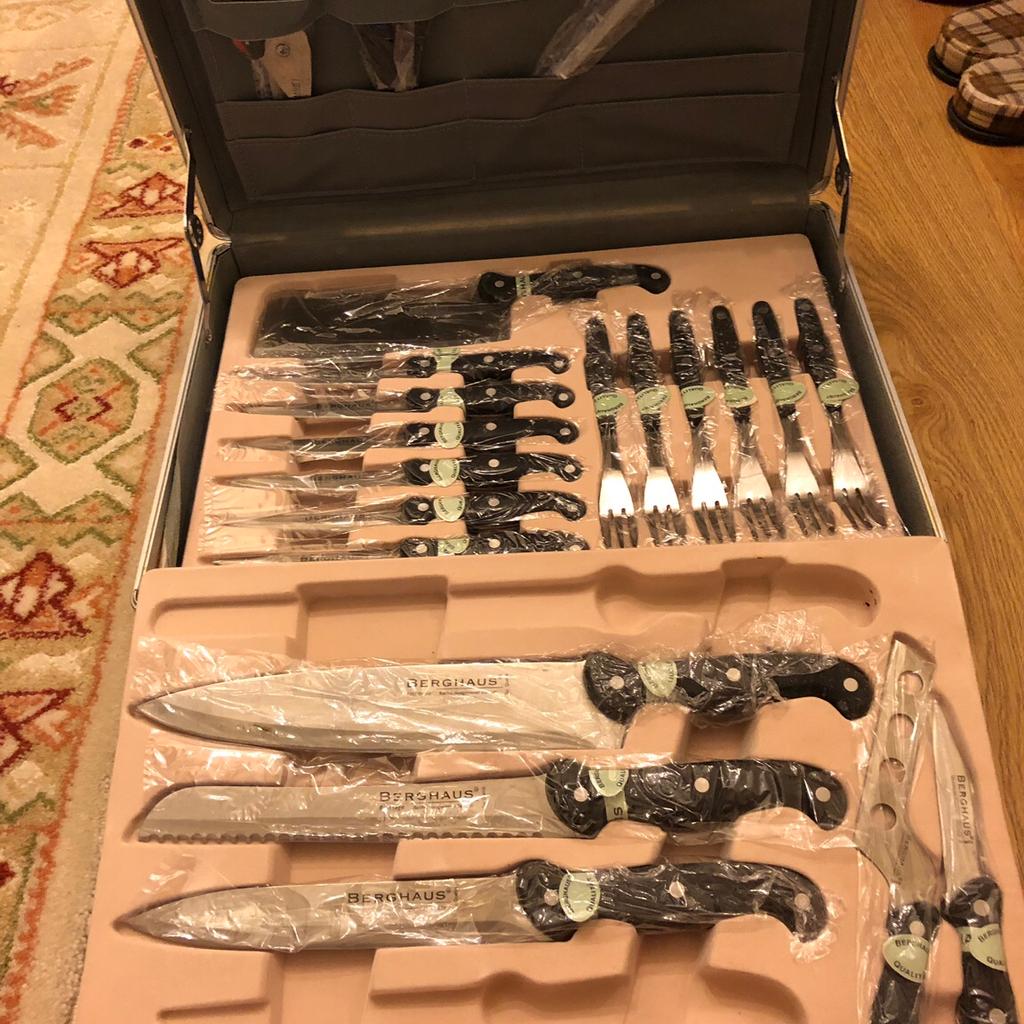 Berghaus knife set in N13 Enfield for £55.00 for sale Shpock