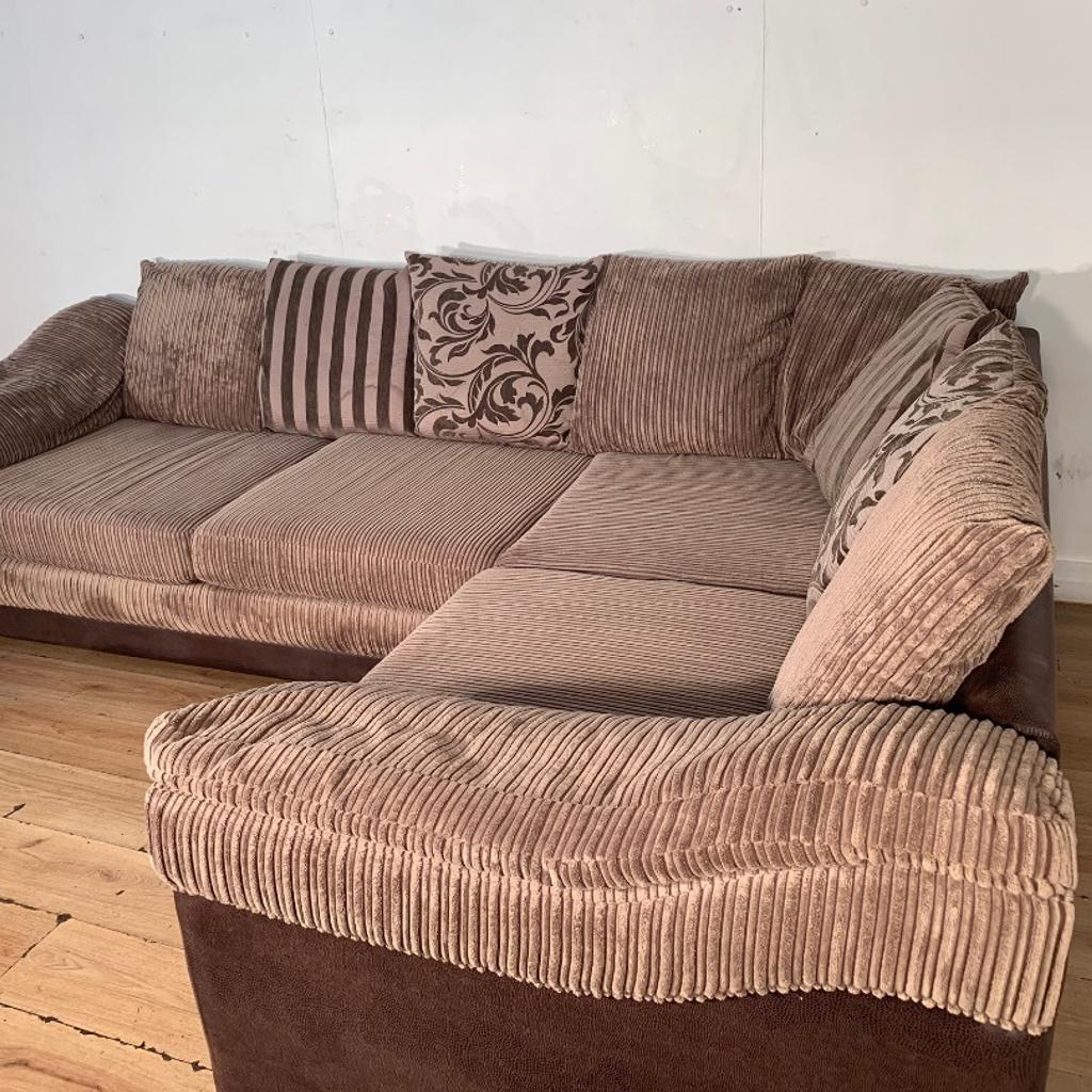 Brown DFS corner sofa / free delivery in SW8 London for £280.00 for